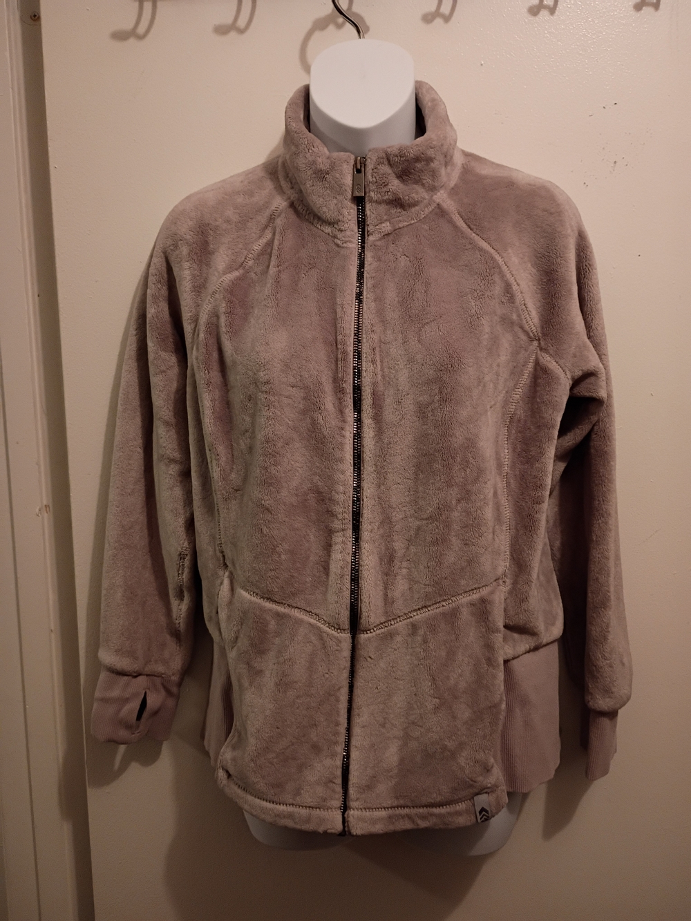 Free Country Plush Full-Zip Fleece Jacket in Light Gray